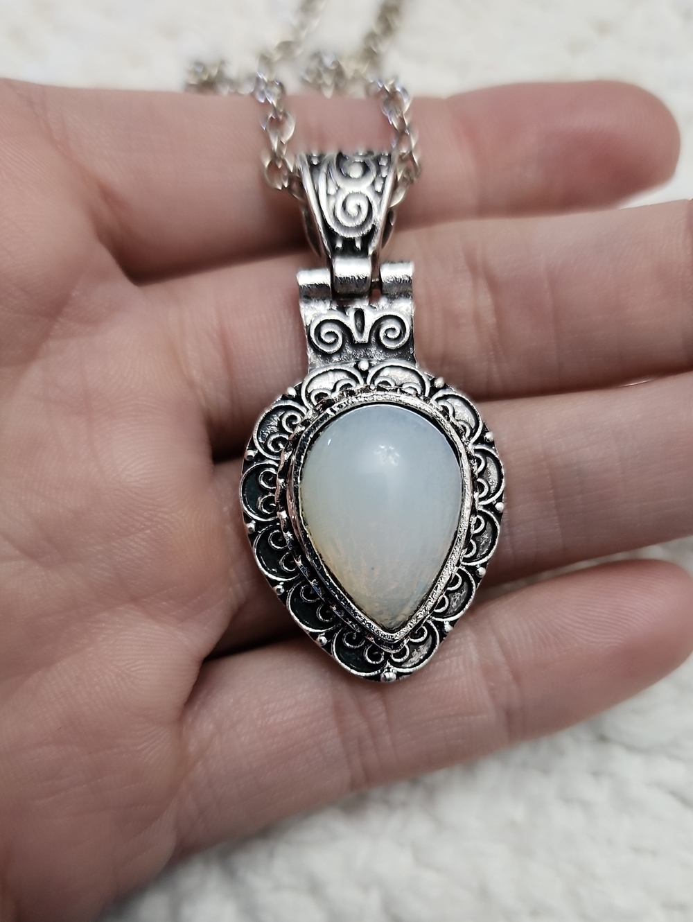 1pc Bohemian Moonstone Water Drop Pendant Necklace, Unisex Fashion Synthetic